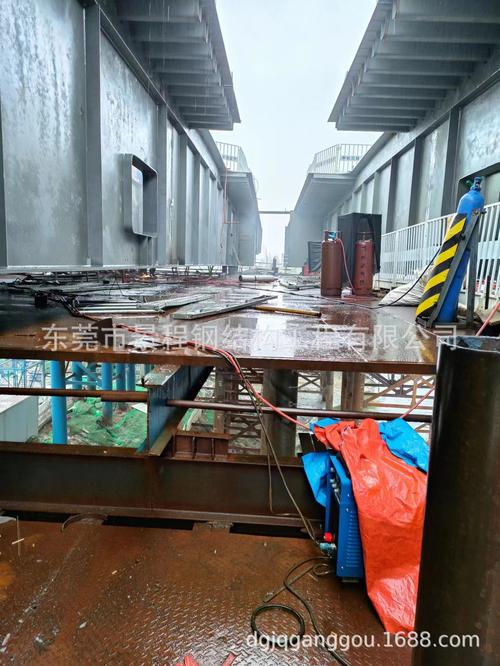 桥梁通则百业兴 广州跨河桁架与清远索桥的钢结构品质解码